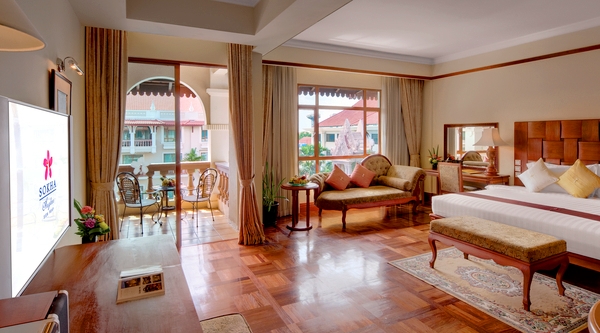 Sokha Angkor Resort Luxury club Suite